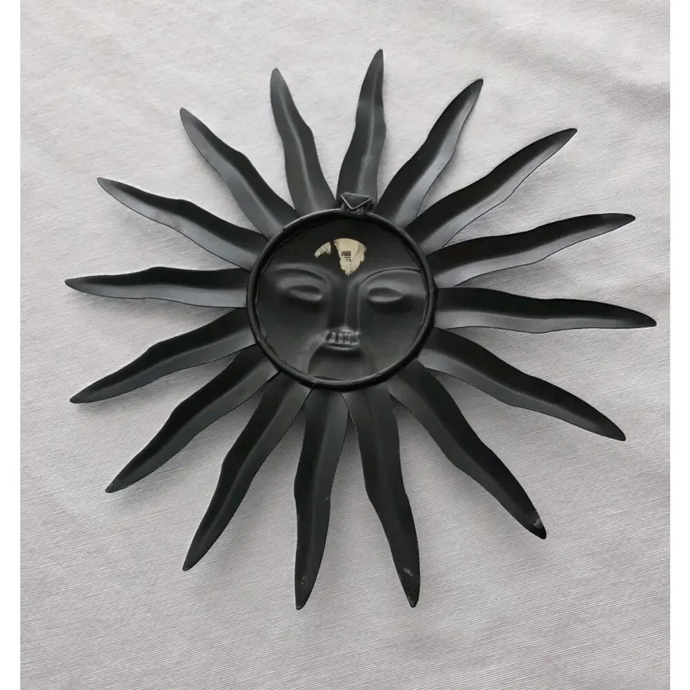 Rustic Metal Sun Wall Art Patina Celestial 90s Vintage - Picture 6 of 7